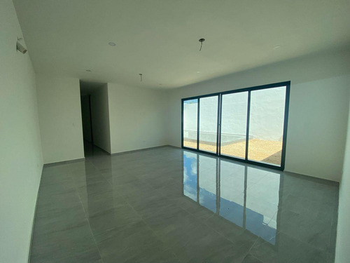 Casa En Venta Merida, Cumbres Dzitya Iii, Mod. Taro 2 Plantas, Febrero 2025