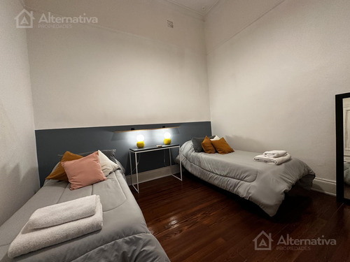Departamento Alquiler Temporario Amoblado Mensual Balvanera - 3 Ambientes.