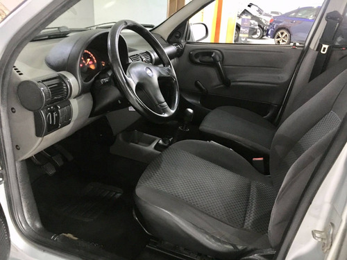Imagem 10 de 13 de Chevrolet Classic 1.0 Mpfi Ls 8v Flex 4p Manual