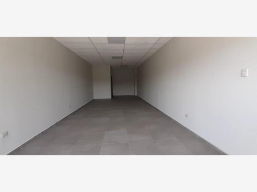 Imagen 10 de 12 de Local Comercial En Venta Plaza Santa Isabel
