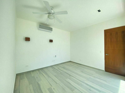 Imagen 23 de 30 de Casa En Venta En Cancun La Marina, Puerto Cancun