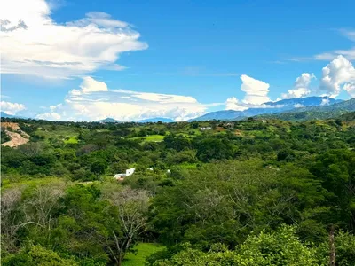 Lote y casalote en venta