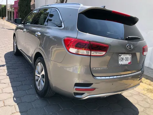 Kia Sorento 3.3L Sxl Awd At