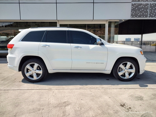 Imagen 2 de 15 de Jeep Grand Cherokee 2015 5.7 Summit 4x4 Mt