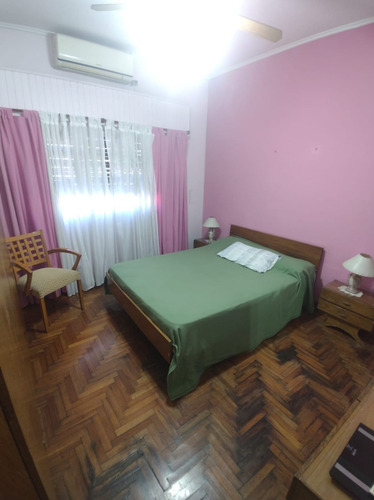 Oportunidad - Venta Casa 3 Ambientes Con Patio Y Cochera Grande - 190 M2 - Parrilla Y Quincho - Listo Para Mudarte- Villa Dominico, Avellaneda, Buenos Aires.