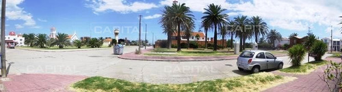 Casa En Venta Puerto De Punta Del Este- Ref: 24866