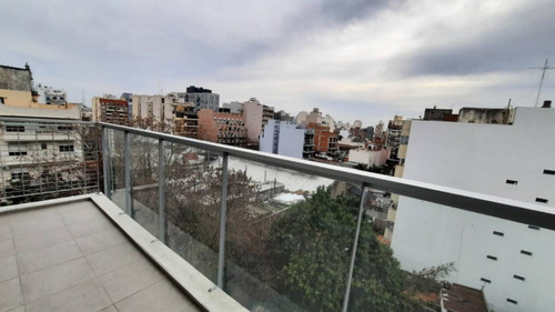 Venta Departamento 3 Ambientes Caballito Con Balcon A Estren