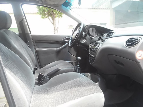 Ford Focus 2001