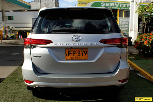 Toyota Fortuner 2.7l