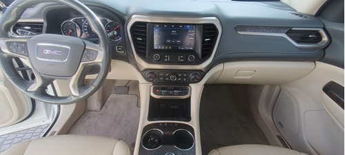 GMC Acadia Denali