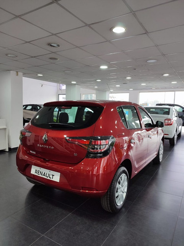 Imagen 4 de 17 de Sandero Life 1.6 0km Retiro Asegurado Bp
