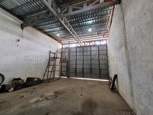 Galpón En Venta Urb.prado De Maria , Caracas.25-947 Yf