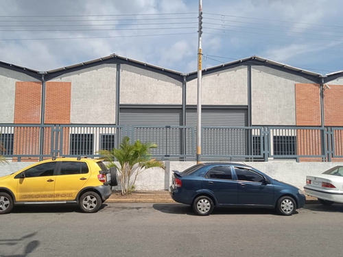 Imagen 1 de 12 de Leal Pérez Vende Galpón, San Diego Los Jarales Soloclientes