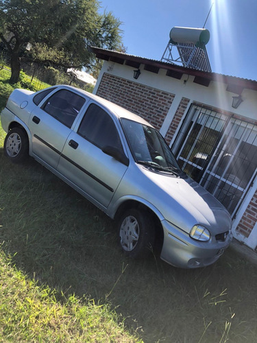 Chevrolet Corsa Classic 1.6 Gl