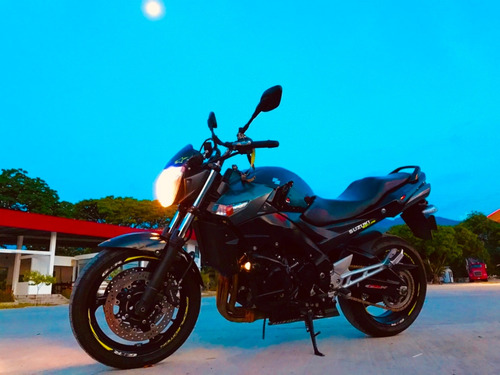 Hermosa Suzuki Gsr600 Gsr 600