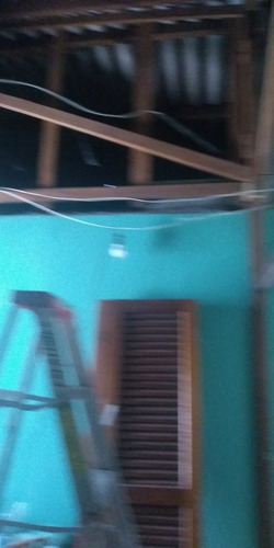 Imagen 2 de 5 de Pisos Y Cielos Falsos En Pvc, Cám. De Seguridad, Electricida