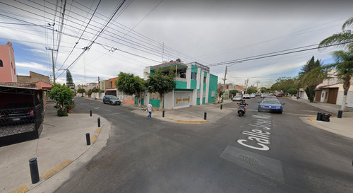 Imagen 4 de 8 de Casa En Guadalajara Jalisco Col San Rafael Clro*