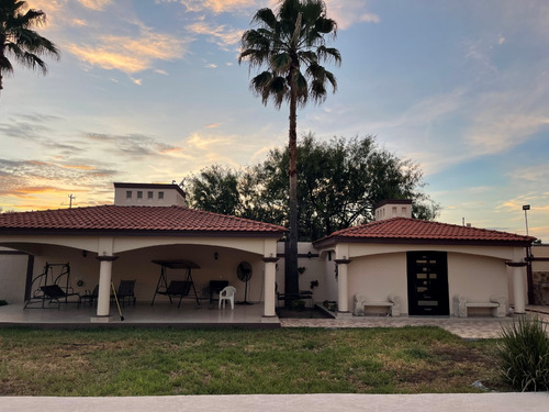 Quinta Con Casa Alberca Y Palapa En Portal Del Norte 3er Sector