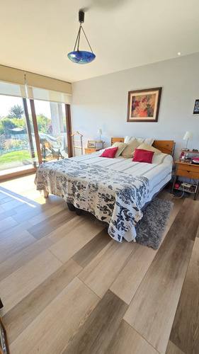 Tejada Los Almendros 4dormt+4baños+2estar+escritorio+piscina