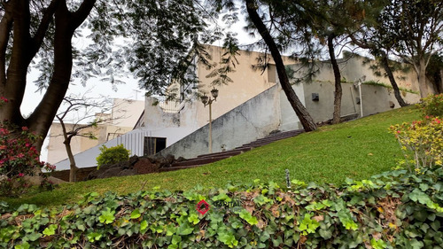 Casa Para Remodelar En Venta En Colinas De San Javier Lujo