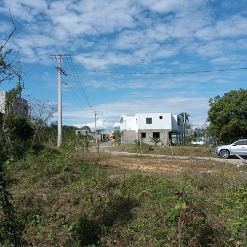 Imagen 18 de 24 de Vendo Solar De 144,09 M2 Con Títulos Deslindados Con Todos Sus Servicios / Listo Para Construir / Estamos Ubicado En Una Parte Tranquila En Villa Mella Alejado Del Bullicio Y De Contaminación