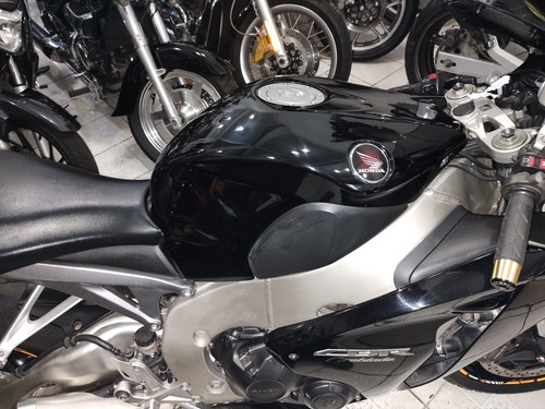 Imagem 3 de 15 de Honda Cbr 1000 Rr Fireblad