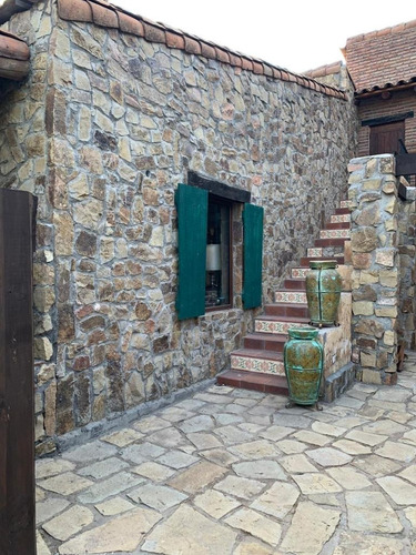 Preciosa Casa Estilo Provenzal En Condominio