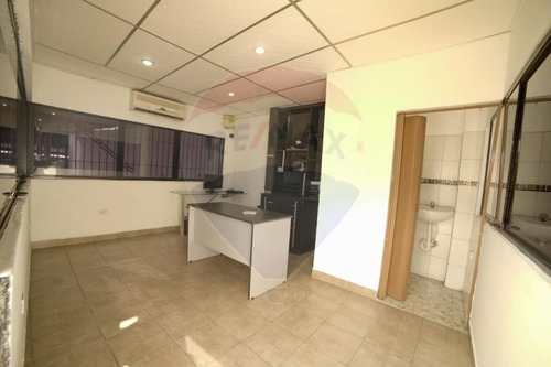 Imagen 5 de 14 de 138834 Anthony Marquez 0424-4338703 Venta Local En Valencia