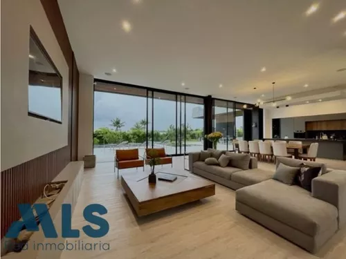 Estrena. ¡imponente Y Perfecta! Piscina, Jacuzzi,...(mls#242405)