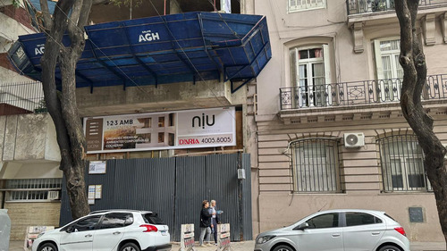 Venta 3 Amb Al Frente. Categoría Y Diseño, Cercano A La Biblioteca Nacional