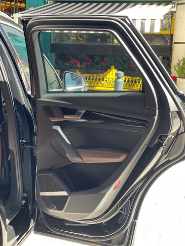 Audi Q5 2.0 L Security