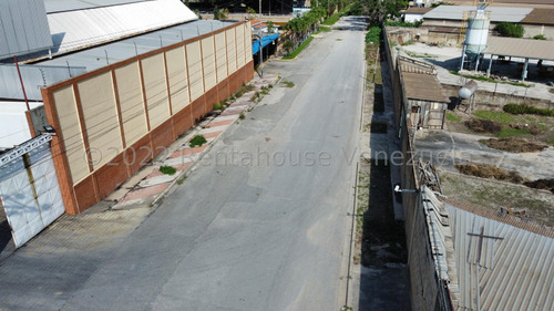 Galpón Comercial En Venta En Zona Industrial 2 Barquisimeto Lara,ven