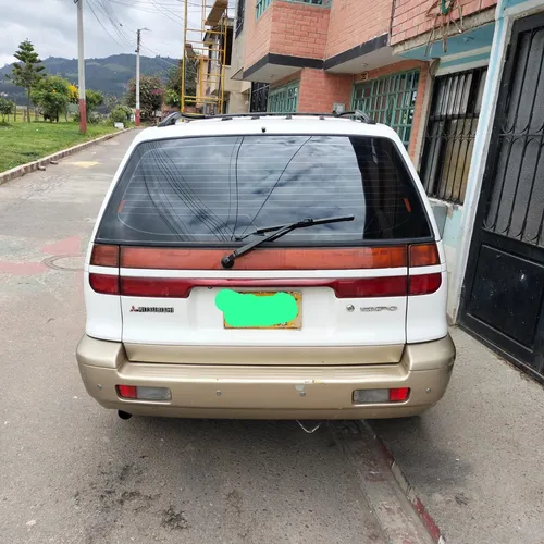 Mitsubishi Expo 2.4l 4x2