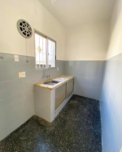 Imagen 9 de 12 de Venta Hermosa Casa En Sayago 2 Dormitorios