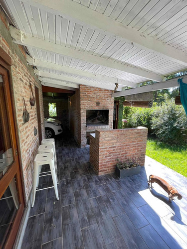 Imagen 12 de 30 de Inmobiliaria Viale. ****** V E N D E *********oportunidad !! Bella Vista , 100m Delmar , Piscina , 2 Domitorios , Apartamento De Visitas, Cochera , Deposito Herramientas .