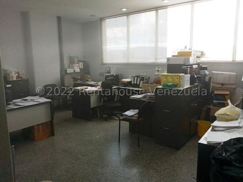 En Alquiler Piso Industrial / Depósito / Showroom / Oficina 720 Mts Boleita Norte Con Ascensor De Carga 24-6680 Mvg