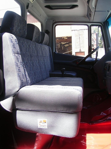 Imagen 5 de 10 de Cabina Mercedes Benz 1620-1624-1218
