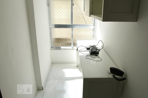 Apartamento À Venda - Centro, 2 Quartos, 48 - S893128032