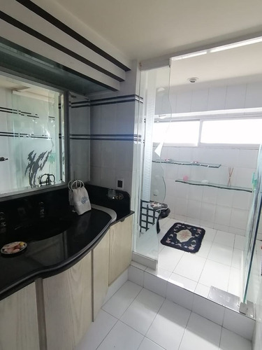 Imagen 20 de 27 de Departamento En Venta, Paseo De Los Laureles / Lomas De Vist