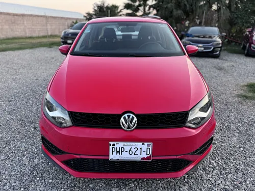 Volkswagen Vento 1.6 Starline At