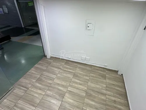 Local En Arriendo En Centro. Cod A776042
