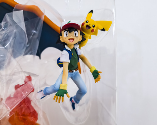 Pokemon Charizard Pikachu Ash Gem Megahouse (Usado)