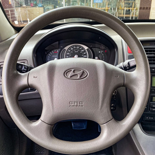 Imagem 14 de 15 de Hyundai Tucson Gls 2.0 Preto 2013
