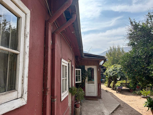 Casa En Venta De 4 Dorm. En Llallay A Metros Del Centro Civi