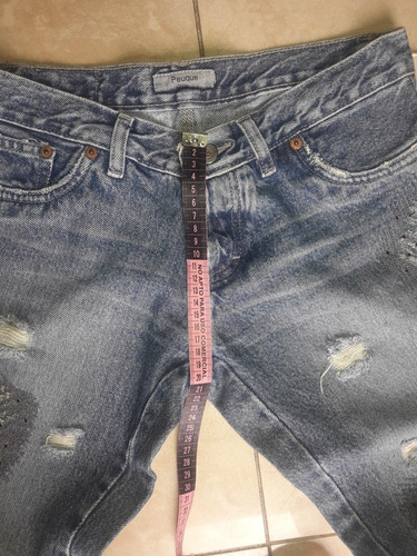 Pantalon Azul Capri Con Apliques Y Roturas T: 30 De Peuque