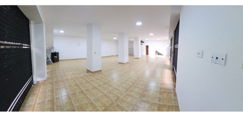 Se Arrienda Local Comercial En Santa Lucia, Medellin