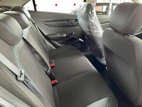 Imagem 11 de 11 de 0 Km - Gm / Onix Plus Joy Black Sedan 2021