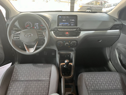 Hyundai HB20S 1.0 Comfort Flex 4P
