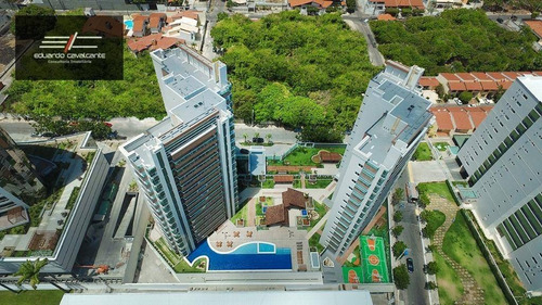 Apartamento Com 3 Dormitórios Sendo 2 Suítes À Venda, 91 M² Por R$ 699.000 - Ap0214