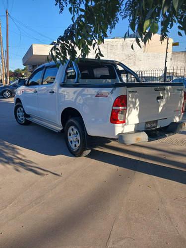Toyota Hilux Pick Up 2.5 C/d Dx Pack Electrico